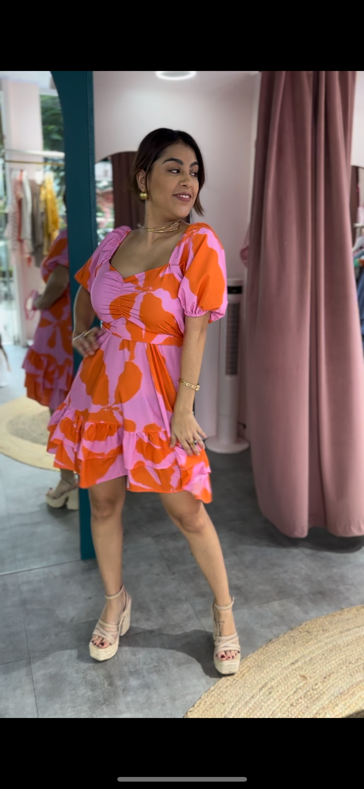 Vestido corto floral