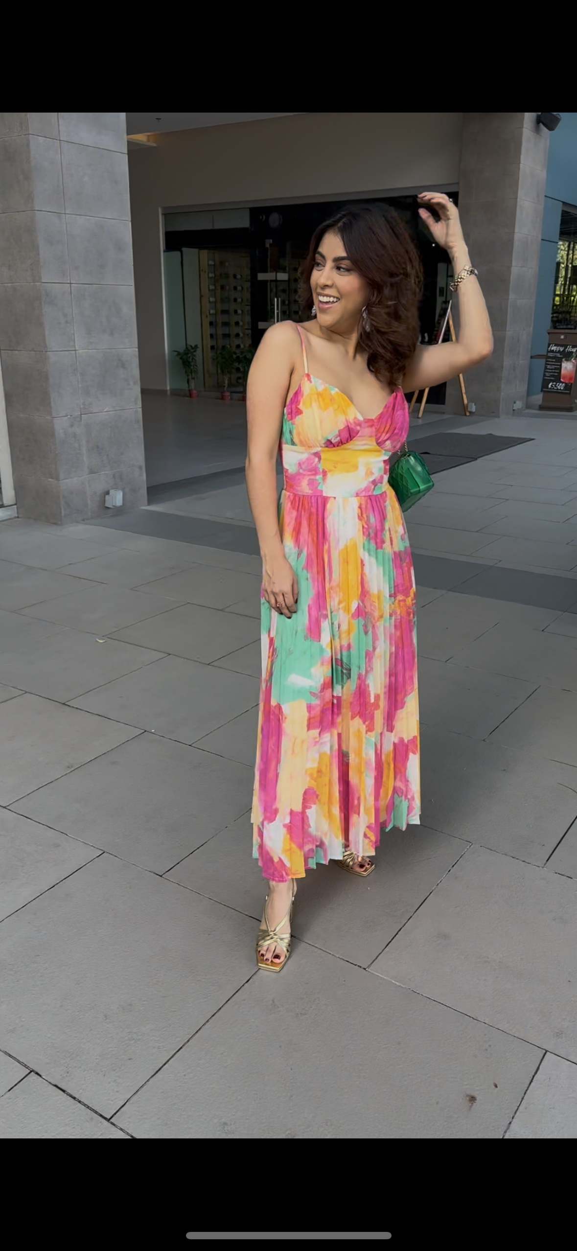 Vestido multicolor, tirantes